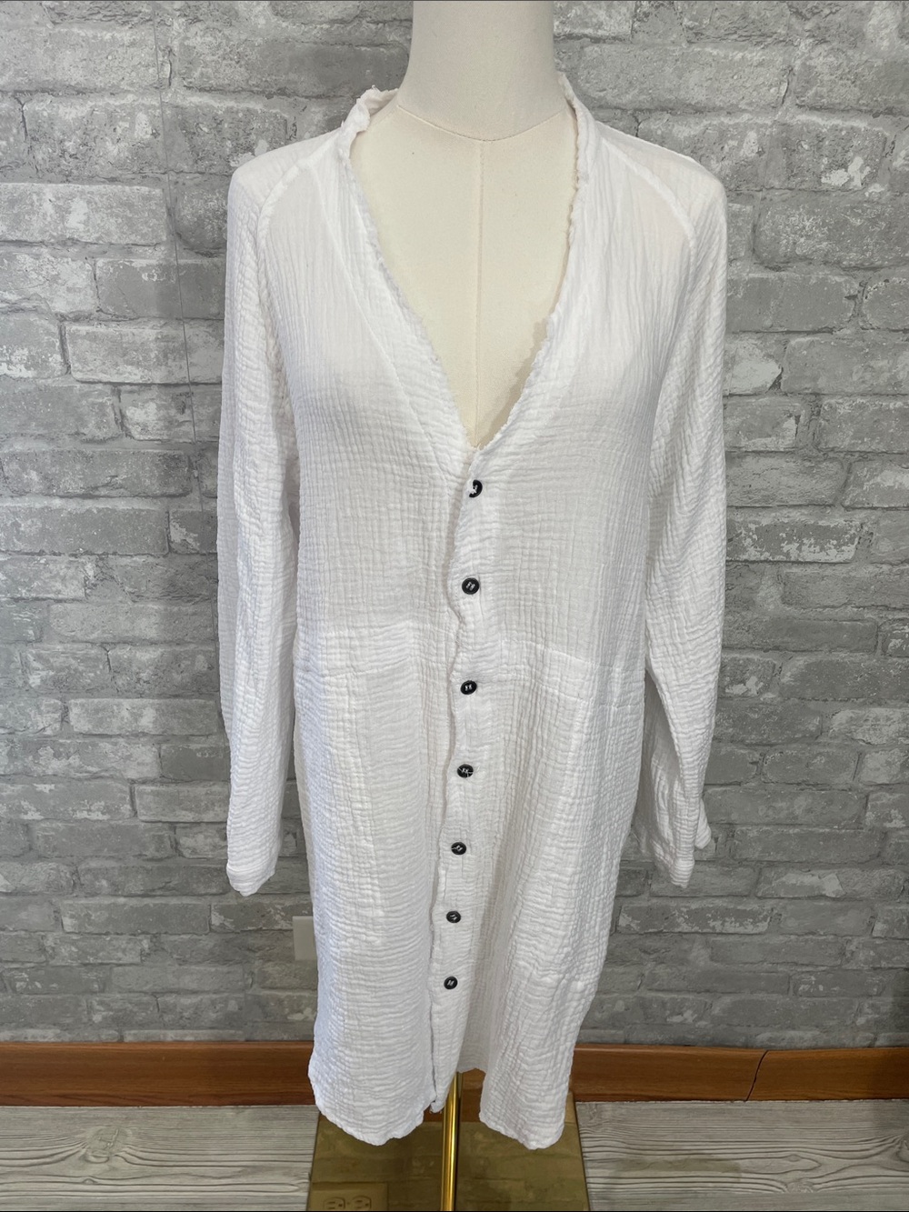 Igenjun White Button-Front Long Sleeve Tunic/Dress